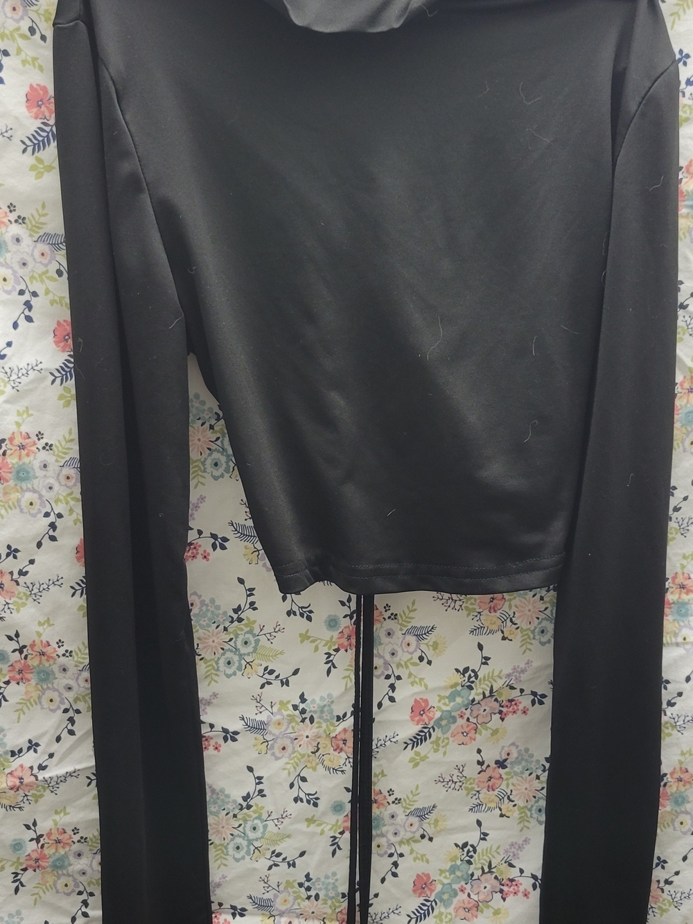 SHEIN Black Long-Sleeve Cropped Bodysuit